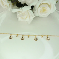 Imagem do Tornozeleira De Conchas E Zircônias Folheado A Ouro 18k