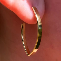 Brinco Argola Oval Folheado A Ouro 18k - comprar online