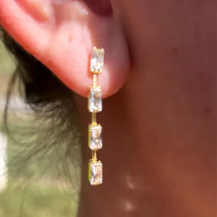 Brinco Corrente De Zircônias Folheado A Ouro 18k - comprar online