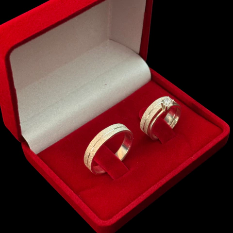 PAR DE ALIANÇA DE PRATA Fosqueada + Solitario de Brinde 2025 - comprar online