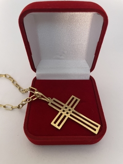 Pingente de cruz vazada - comprar online