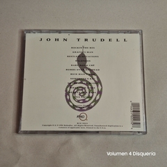 John Trudell – AKA Grafitti Man en internet
