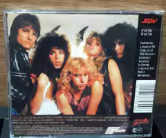 HAWAII - The Natives Are Restless - comprar online