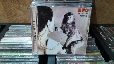 UFO No Heavy Petting