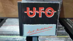 UFO Ain't misbehavin