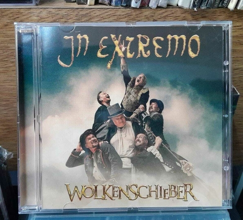 In Extremo Wolkenschieber