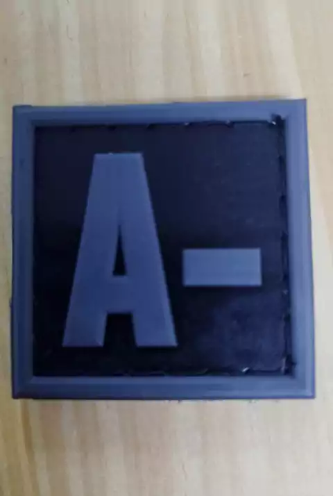 Parche Velcro Grupo Sanguineo A- Negro