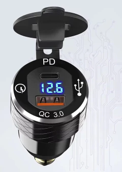 Carregador Alumínio USB-A + USB-C Voltimetro padrão Europeu na internet