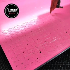 CORTE PLACA DE ACRÍLICO 30X30 CM. (PERSONALIZADA SOBRE DISEÑO DEL CLIENTE) - Filomena Corte Laser