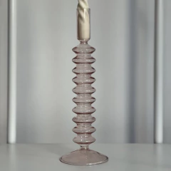 Candelabro Nuria - Rosa bebé. - RELACHA
