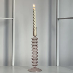 Candelabro Nuria - Rosa bebé. en internet