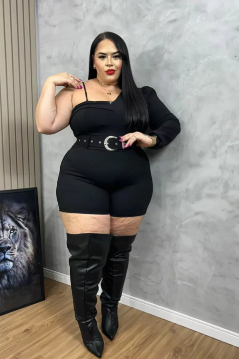 MACAQUINHO UM OMBRO SÓ LUXO PRETO PLUS SIZE - comprar online