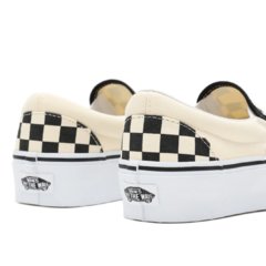 TENIS VANS UA CLASSIC SLIP-ON PLATFORM CHECKERBOARD | VNB0018EBWW