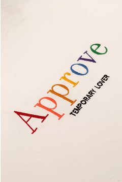 CAMISETA REGULAR APPROVE RAINBOW OFF WHITE | 0295 - comprar online