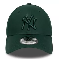 BONÉ NEW ERA LEAGUE ESSENTIAL 940 NEW YORK YANKEES VERDE | 60691395C012 na internet
