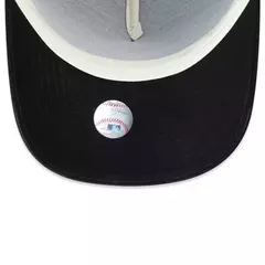 BONÉ NEW ERA 940 BACK TO BLACK NEW YORK YANKEES PRETO | MBI25BON042 - comprar online