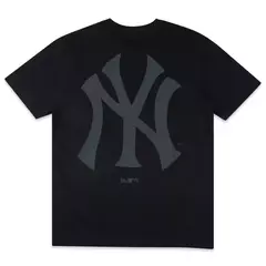 CAMISETA NEW ERA FASHION BACK TO BLACK NEW YORK YANKEES PRETO | MBI25TSH029C002 na internet