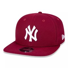 BONE NEW ERA 950 OF SNAPBACK WHITE ON NEW YORK YANKEES CARDINAL (VERMELHO ESCURO) | MBPERBON270