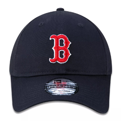 BONE NEW ERA 9TWENTY STRAPBACK PERMANENTE BOSTON RED SOX NAVY (MARINHO) | MBPERBON472 - comprar online