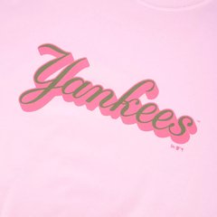 CAMISETA HAVE FUN SCRIPT NEW YORK YANKEES | MBV22TSH006 - comprar online
