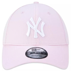 BONE NEW ERA 940 SNAPBACK PINK ON WHITE NEW YORK YANKEES ROSA | MBV23BON095 - comprar online