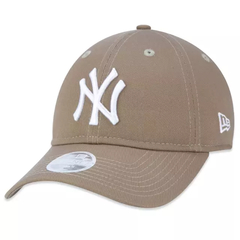 BONE NEW ERA 920 STRAPBACK GIRL NEW YORK YANKEES KAKI | MBV23BON102