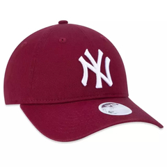BONE NEW ERA 920 STRAPBACK NEW YORK YANKEES VERMELHO ESCURO | MBV23BON103 na internet