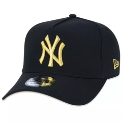 BONE NEW ERA 9FORTY A-FRAME SNAPBACK ABA CURVA NEW YORK YANKEES PRETO/DOURADO | MBV23BON144