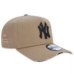 BONE NEW ERA 940 DESTROYED NY KAKI | MBV24BON105 na internet