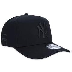 BONE NEW ERA 940 DESTROYED NY PRETO | MBV24BON107 na internet