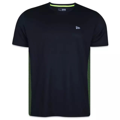 CAMISETA NEW ERA PERFORMANCE REFLETIVA PRETO/VERDE | NEV23TSH093