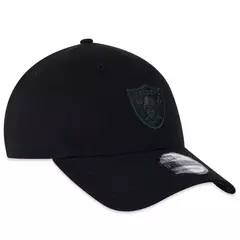 BONÉ NEW ERA 920 BACK TO BLACK LOS ANGELES RAIDERS PRETO | NFI25BON013 - LOJA IZZY