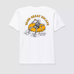 CAMISETA VANS PERMANENT VACATION SS TEE WHITE | VN0006CFWHTCASA - LOJA IZZY
