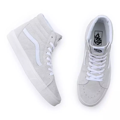 TENIS VANS UA SK8-HI PIG SUEDE BLANC DE BLANC | VN0007NSJVY na internet