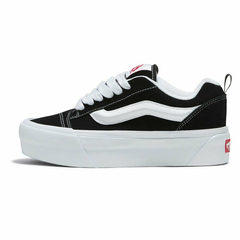 TENIS VANS UA KNU STACK BLACK/TRUE WHITE | VN000CP66BT - LOJA IZZY