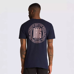Imagem do CAMISETA VANS CIRCLE RACER LOCKUP SS NAVY | VN000F54NVYCASA