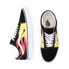 TENIS VANS UA OLD SKOOL (FLAME)BLACK/BLACK/TRUE WHITE | VN0A38G1PHN - loja online