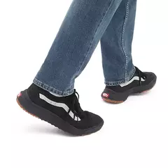 TENIS VANS UA ULTRARANGE VR3 BLACK/PIRATE BLACK | VN0A4BXBH7I - LOJA IZZY