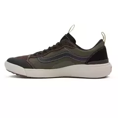 TENIS VANS UA ULTRARANGE EXO SE BLACK/OLIVE | VN0A4UWMBKOCASA
