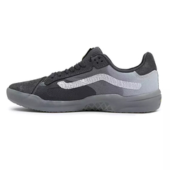 TENIS VANS UA EVDNT ULTIMATEWAFFLE GRADIENT ASPHALT| VN0A5DY71O7 - comprar online