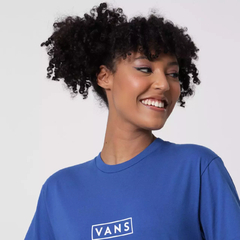 CAMISETA VANS CLASSIC EASY BOX TRUE BLUE | VN0A5E81AMQCASA na internet