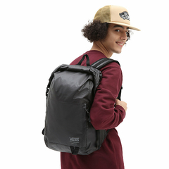 MOCHILA VANS VANS ROLLTOP BACKPACK BLACK | VN0A5KJHBLK - comprar online