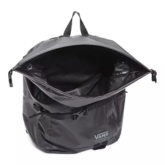 MOCHILA VANS VANS ROLLTOP BACKPACK BLACK | VN0A5KJHBLK - LOJA IZZY