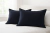 Combo 2 almohadones Tusor 70x50 con cierres Negro - comprar online