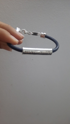 Pulsera de cuero mediano con dona ancha en internet
