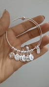 Pulsera moneditas con diseño personalizado