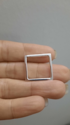 Anillo cuadro