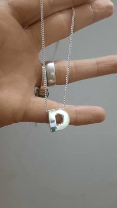 Conjunto inicial maciza pequeña en internet