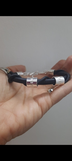 Imagen de Pulsera de cuero grueso con dona 2