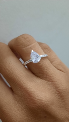 Anillo mediosinfin gota